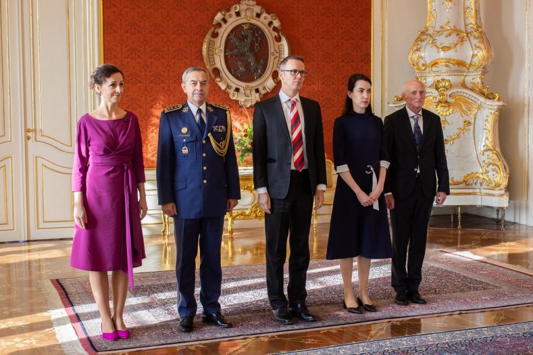 SR má v Česku novú veľvyslankyňu, Brocková odovzdala poverovacie listiny