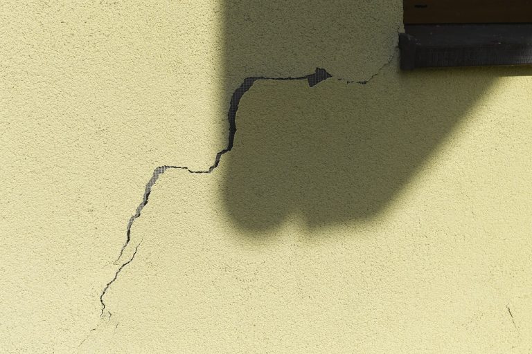 škody po zemetrasení na Slovensku