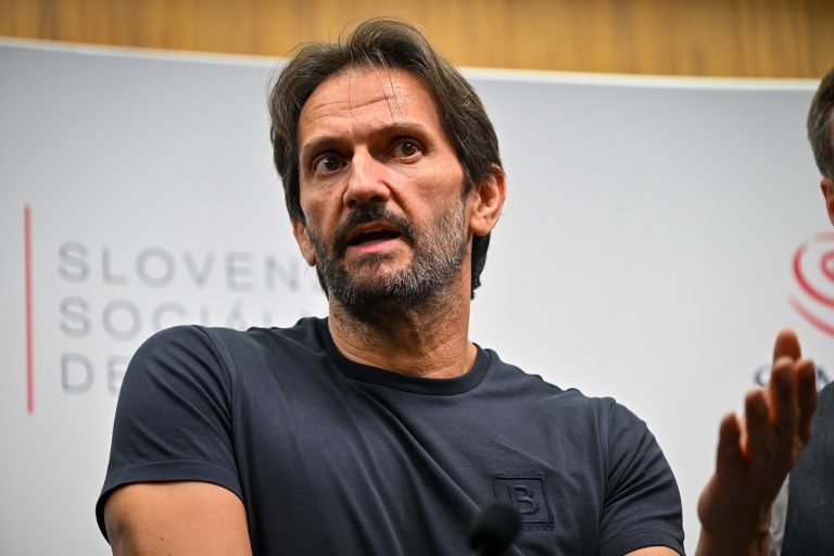 Robert Kaliňák