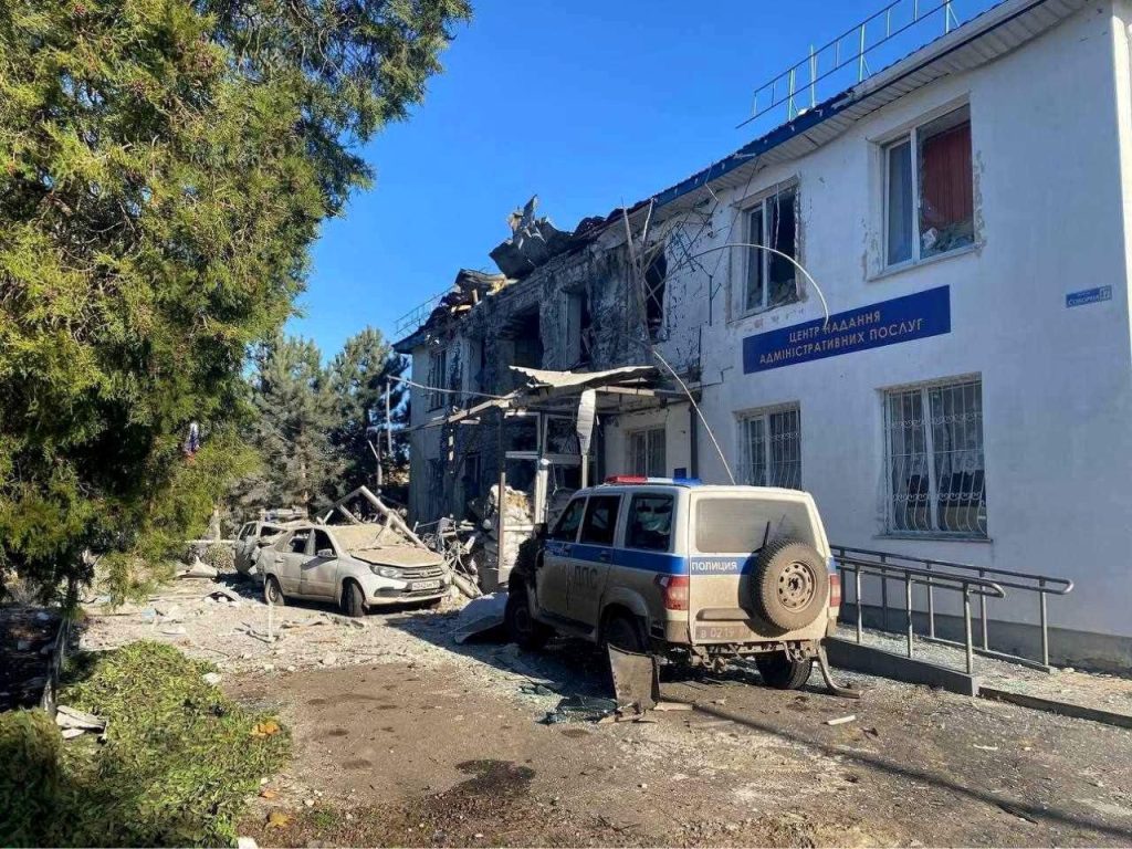 Následky príchodu do Ruskom kontrolovanej dediny Jubilejnoje v Chersonskej oblasti.