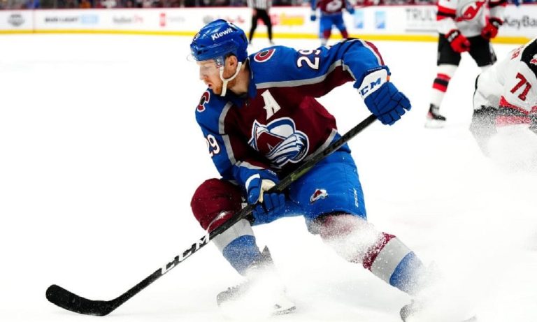 Nathan MacKinnon