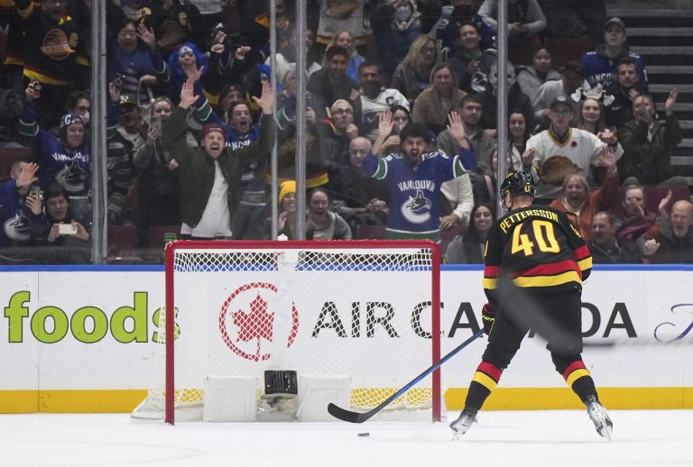Elias Pettersson