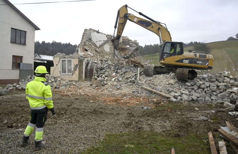 demolácia