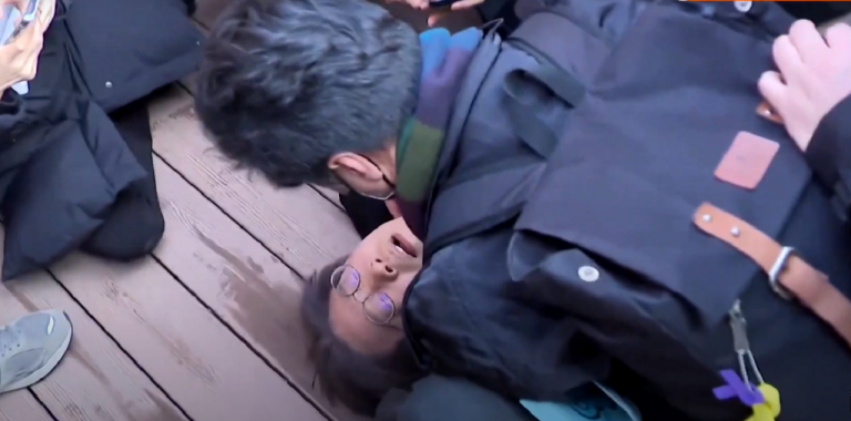 Juhokórejský opozičný líder Lee Jae-myung bol dobodaný počas podujatia v Pusane