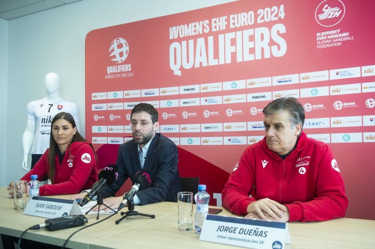 TK pred zrazom slovenskej reprezentácie v hádzanej žien v Bratislave