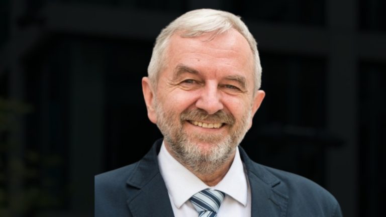 Prof. Štefan Hrušovský