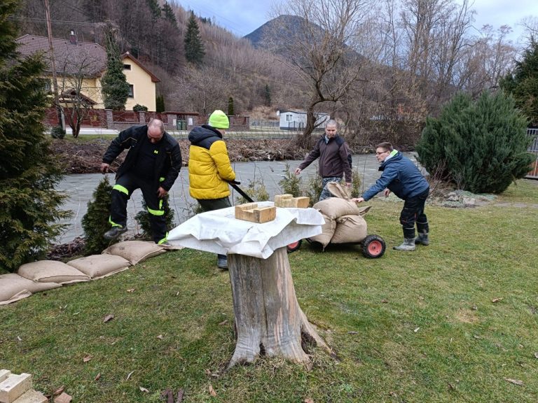 zabezpečovacie práce-Revúca