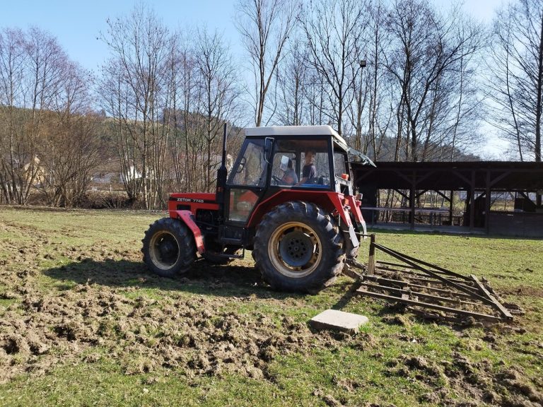 SOŠ Pruské prax traktor