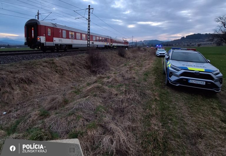 polícia vlak zásah Beňadiková