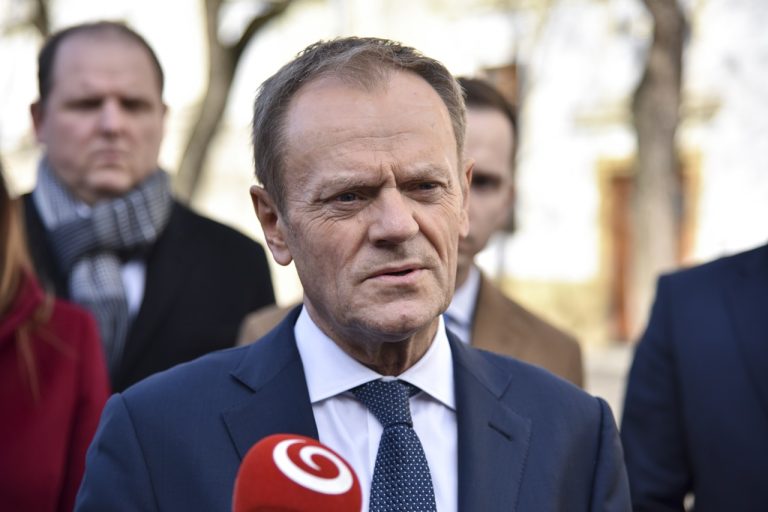 Donald Tusk Námestie SNP pietne miesto pamätník