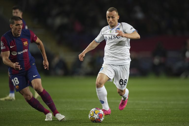 FC Barcelona - SSC Neapol Stanislav Lobotka