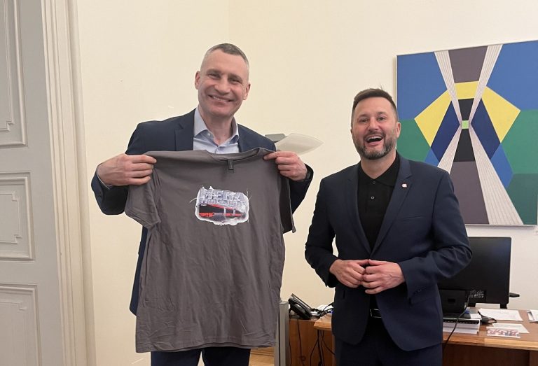 Vitalij Kličko Matúš Vallo