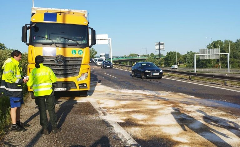 odstavené nákladné vozidlo D2 Lafranconi