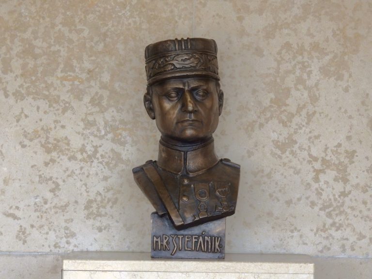 Štefánik
