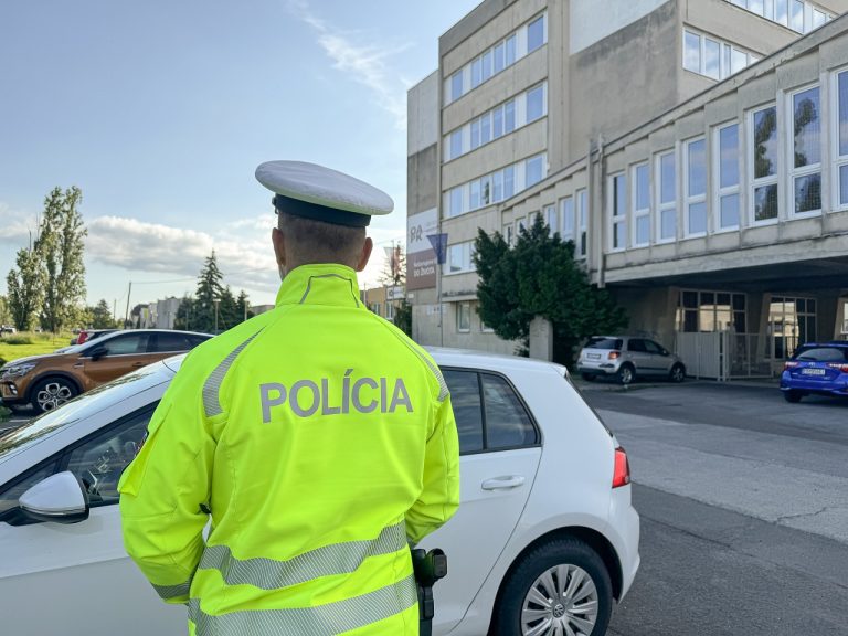 policajt