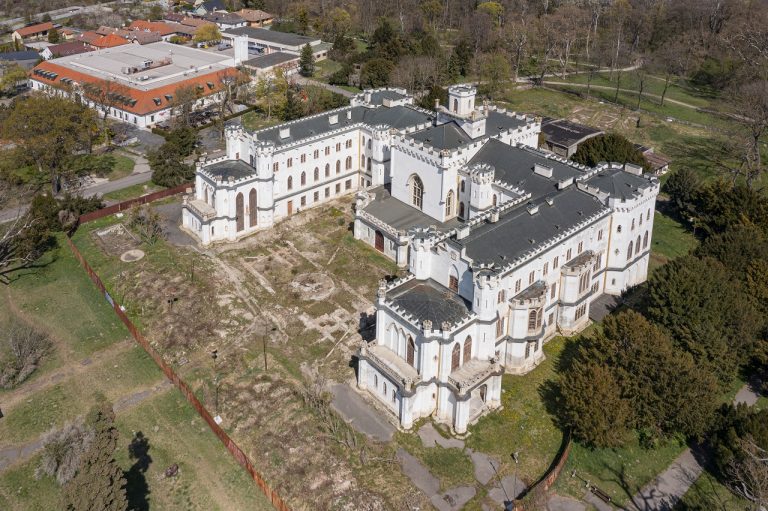 kaštieľ v Rusovciach