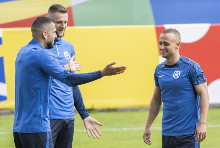 Oficiálny tréning slovenskej futbalovej reprezentácie pred úvodným zápasom proti Belgicku Škriniar Hancko Lobotka