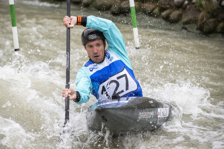 vodný slalomár Martin Halčn