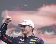 Verstappen triumfoval na VC Kanady