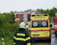 Nehoda vlaku s autobusom pri Nových Zámkoch