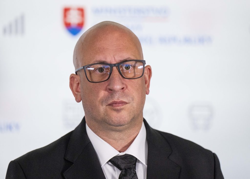 MD: Pri tragickej nehode vlaku a autobusu zrejme zlyhal ľudský faktor