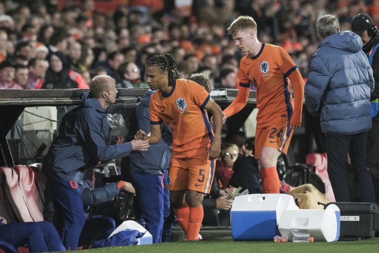 Netherlands Iceland Soccer