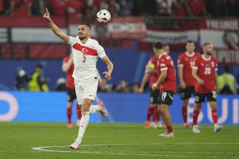Rakúsko - Turecko Merih Demiral