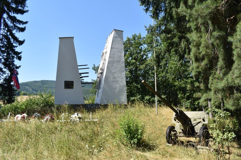 SNP80 Prochot pamätník