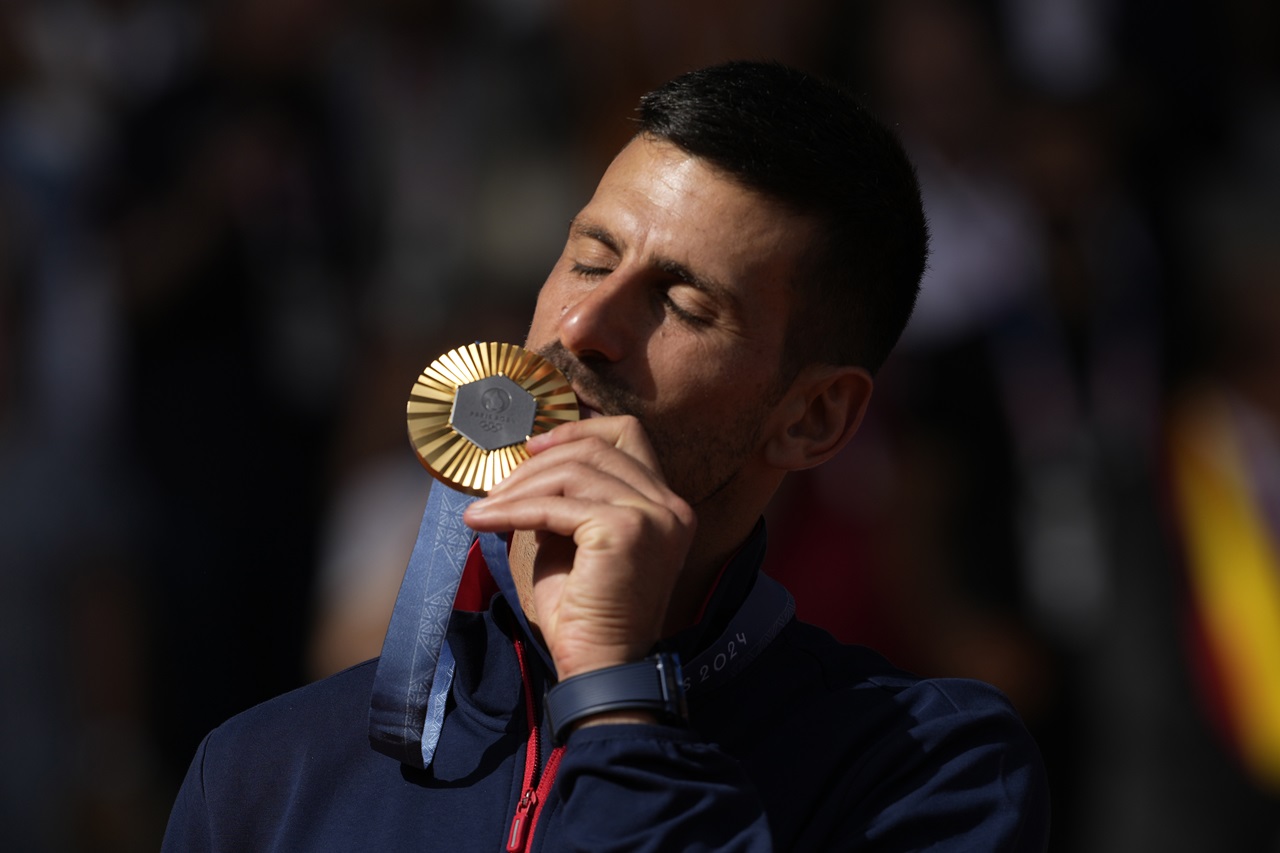 Djokovič zdolal Alcaraza, získal zlatú medailu vo dvojhre