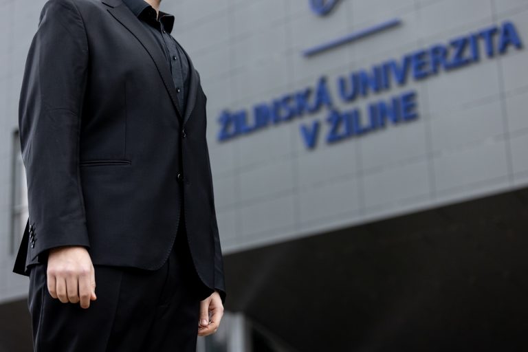 Tichý protest učiteľov