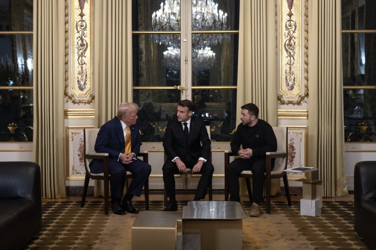 Donald Trump Emmanuel Macron Volodymyr Zelenskyj