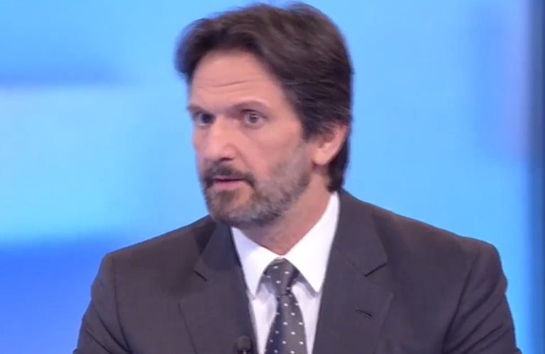 Minister obrany Robert Kaliňák (Smer-SD)