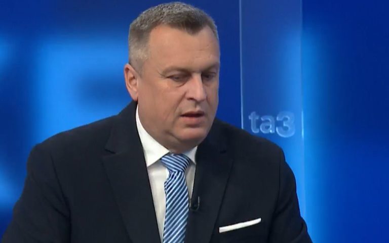 podpredseda parlamentu a šéf SNS Andrej Danko