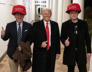 Donald Trump a Tucker Carlson.