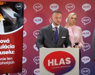 Matúš Šutaj Eštok, Denisa Saková a Branislav Onduš