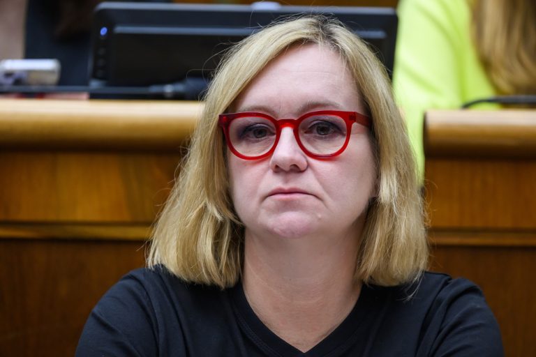 33. schôdza Národnej rady SR