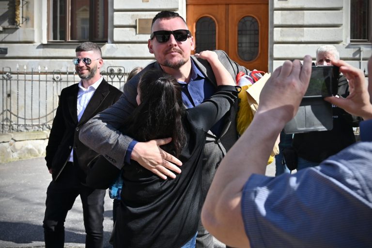 SÚDY: Neverejné zasadnutie s Danielom B.