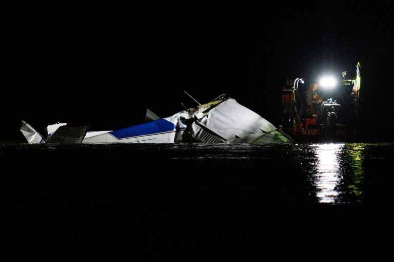 APTOPIX Nebraska Plane Crash