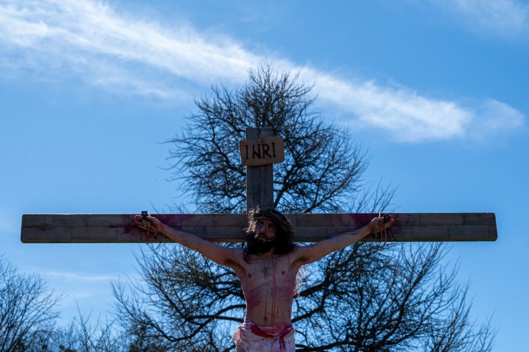 Veľký piatok Živá krížová cesta Ježiš Kristus