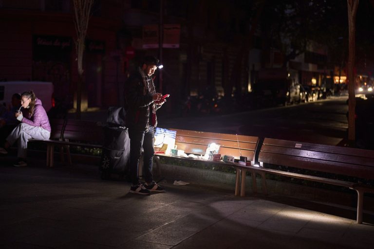 APTOPIX Spain Power Outage výpadok prúdu blackout