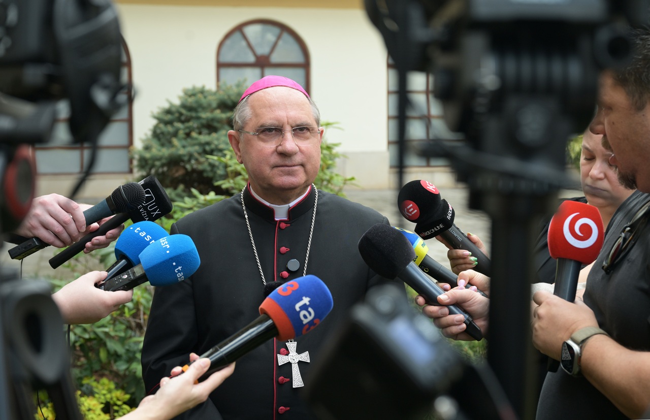B. Bober: Pápež František bol mužom viery, pokory a služby