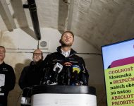 TK ministra vnútra SR Matúša šutaja Eštoka, štátneho tajomníka Michala Kaliňáka a generálneho riaditeľa sekcie krízového riadenia Ervína Erdélyiho