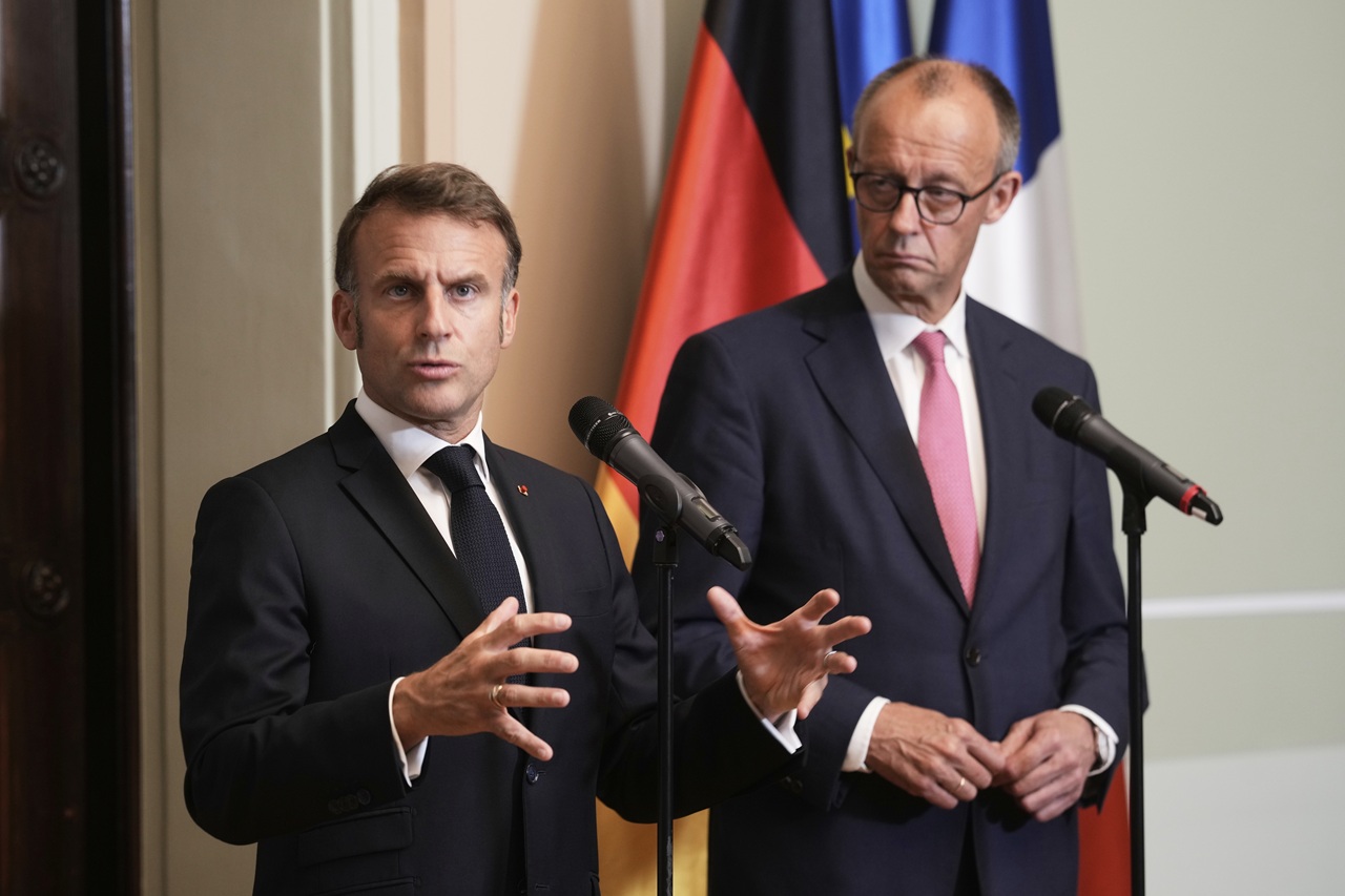 Macron Merz