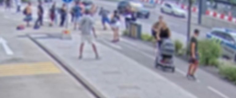 Pred autobusovou stanicou v Bratislave došlo minulý týždeň k bitke