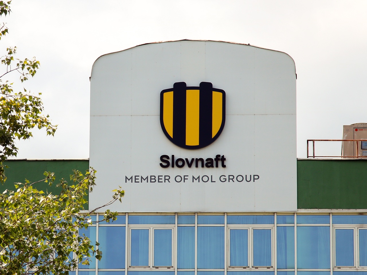 Slovnaft MOL