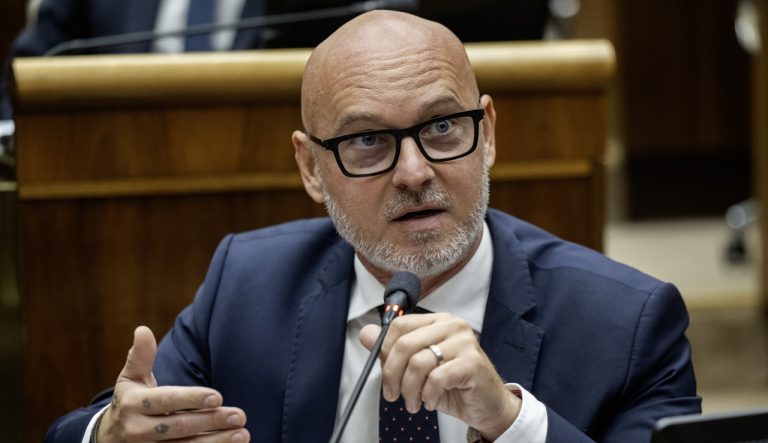 Branislav Gröhling-jd2025103124