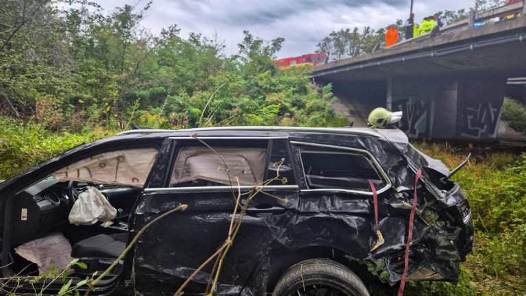 poškodené auto dopravná nehoda