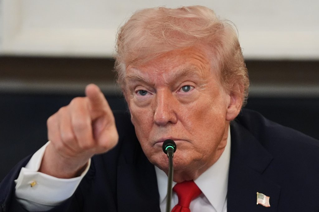 Biely dom: Trump v piatok absolvuje "rutinnú" lekársku prehliadku