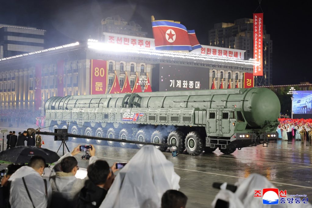 severórejská balistická strela Hwasong-20