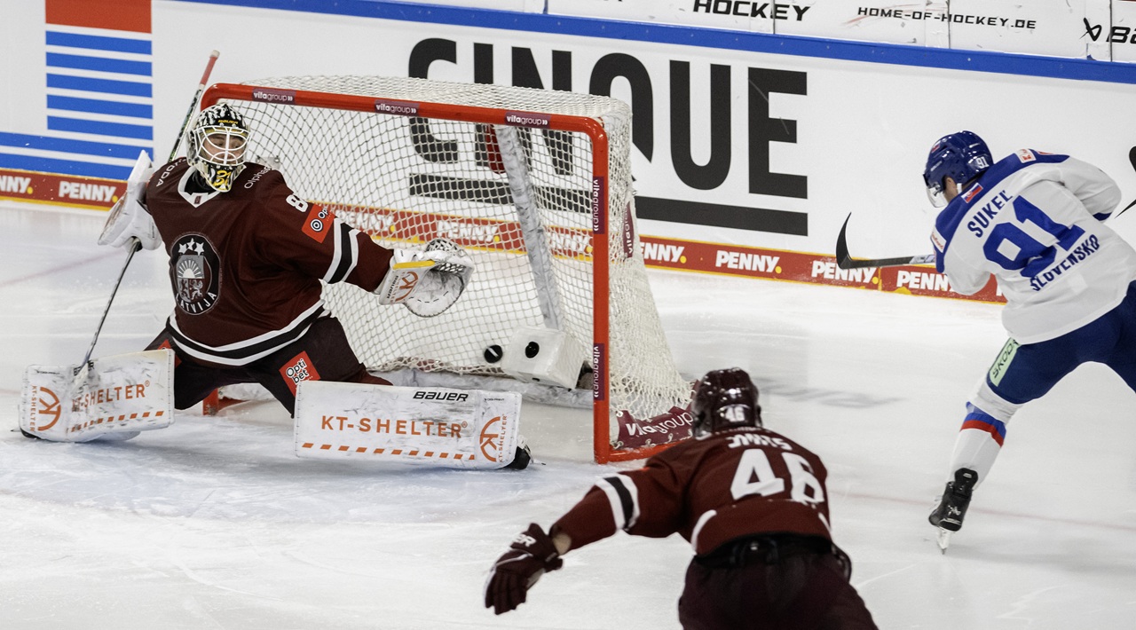 Slovensko - Lotyšsko - 2025110817md